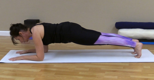 This is CORRECT technique in Forearm Plank
